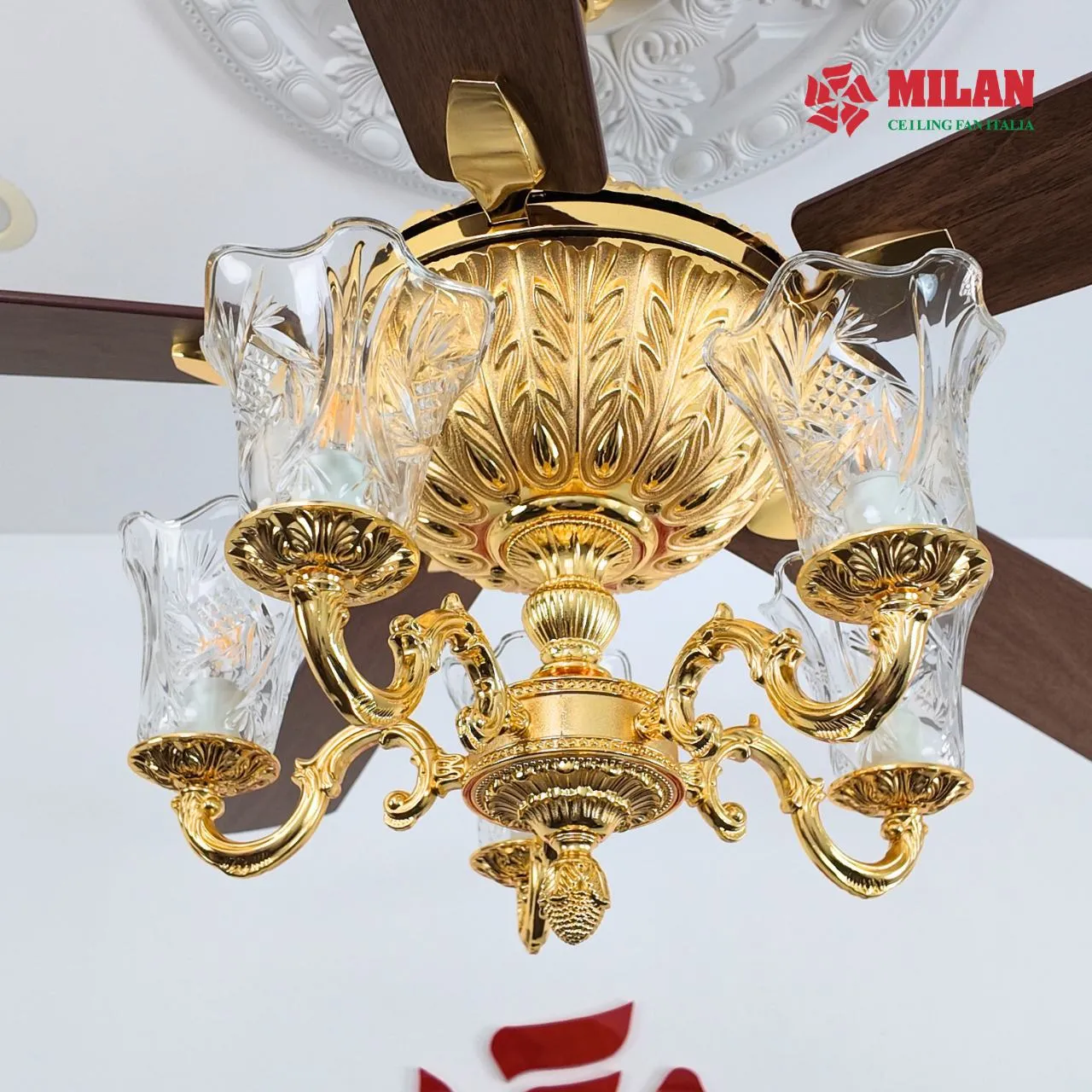 Tổng quan quạt trần đèn chùm cổ điển mạ vàng 24K FY962